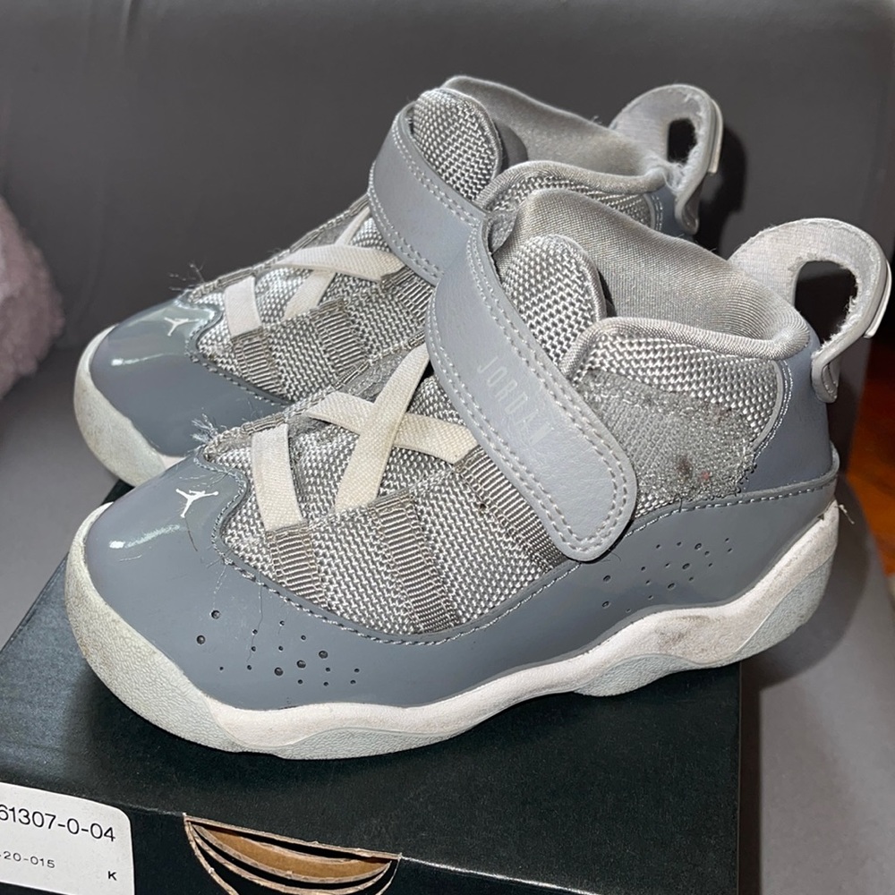 Jordan 6 Rings - grey